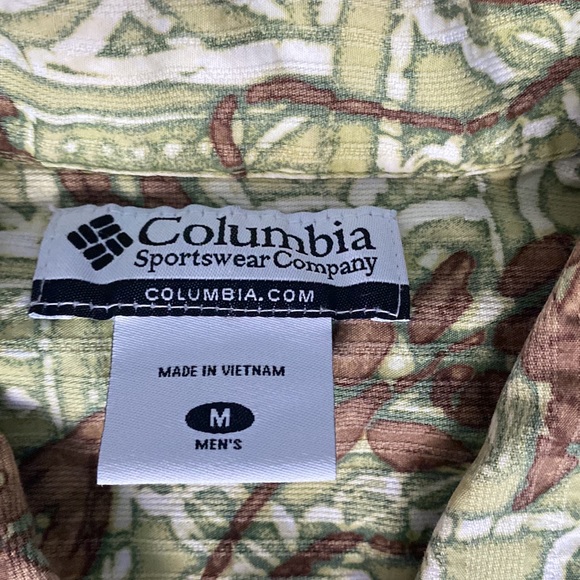 Columbia button up - Picture 2 of 3